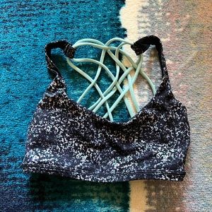 Lululemon free to be bra- wild *light support, A/B cup in size 2